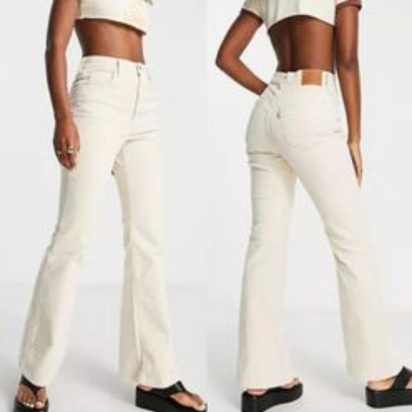 LEVI'S Movin On 70s High Rise White Flare Jeans in 31 - Picture 1 of 11